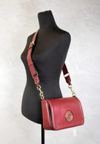 Marc Jacobs Medium Metal Signet Syrah Smooth Leather Flap Crossbody Purse Bag Marc Jacobs