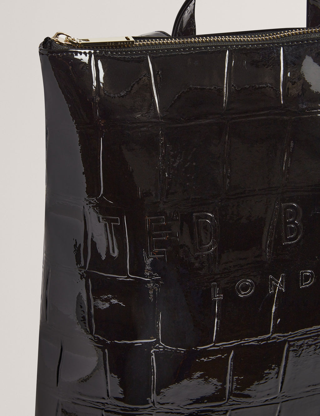 Women's CROCLEE-Icon Croc Effect Backpack