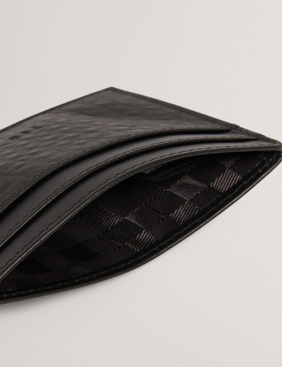 PETERSS: Pebbled Leather Cardholder