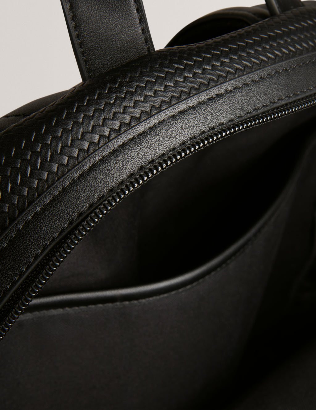 WALIIS: Printed Weave PU Backpack
