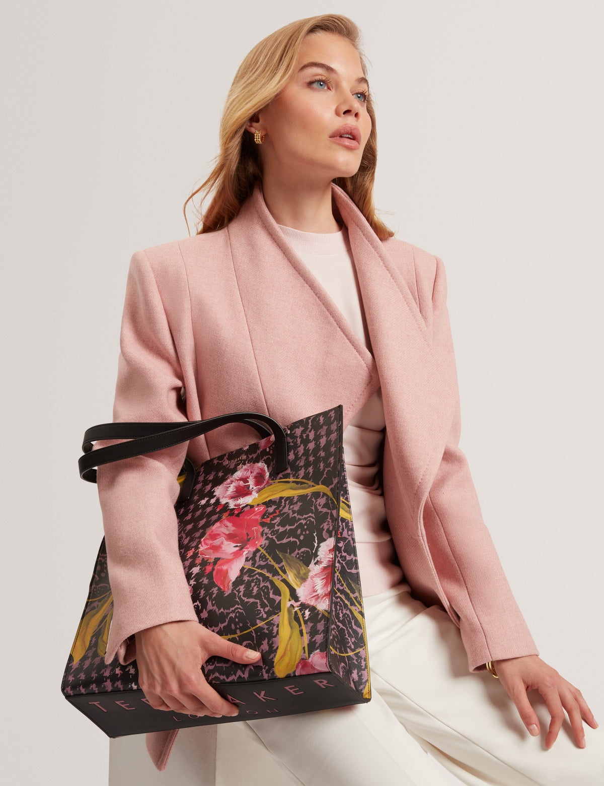 TULLSA: Floral Printed Large Icon Bag