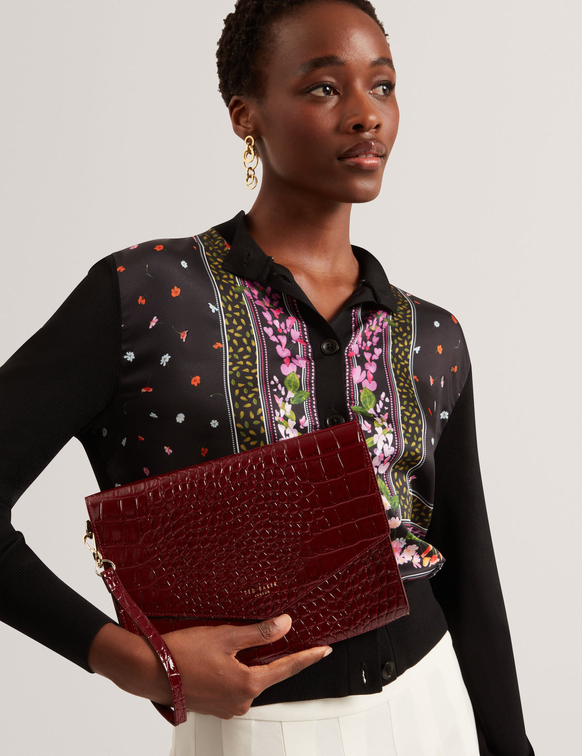 WESSLIE: Croc Effect Icon Envelope Pouch