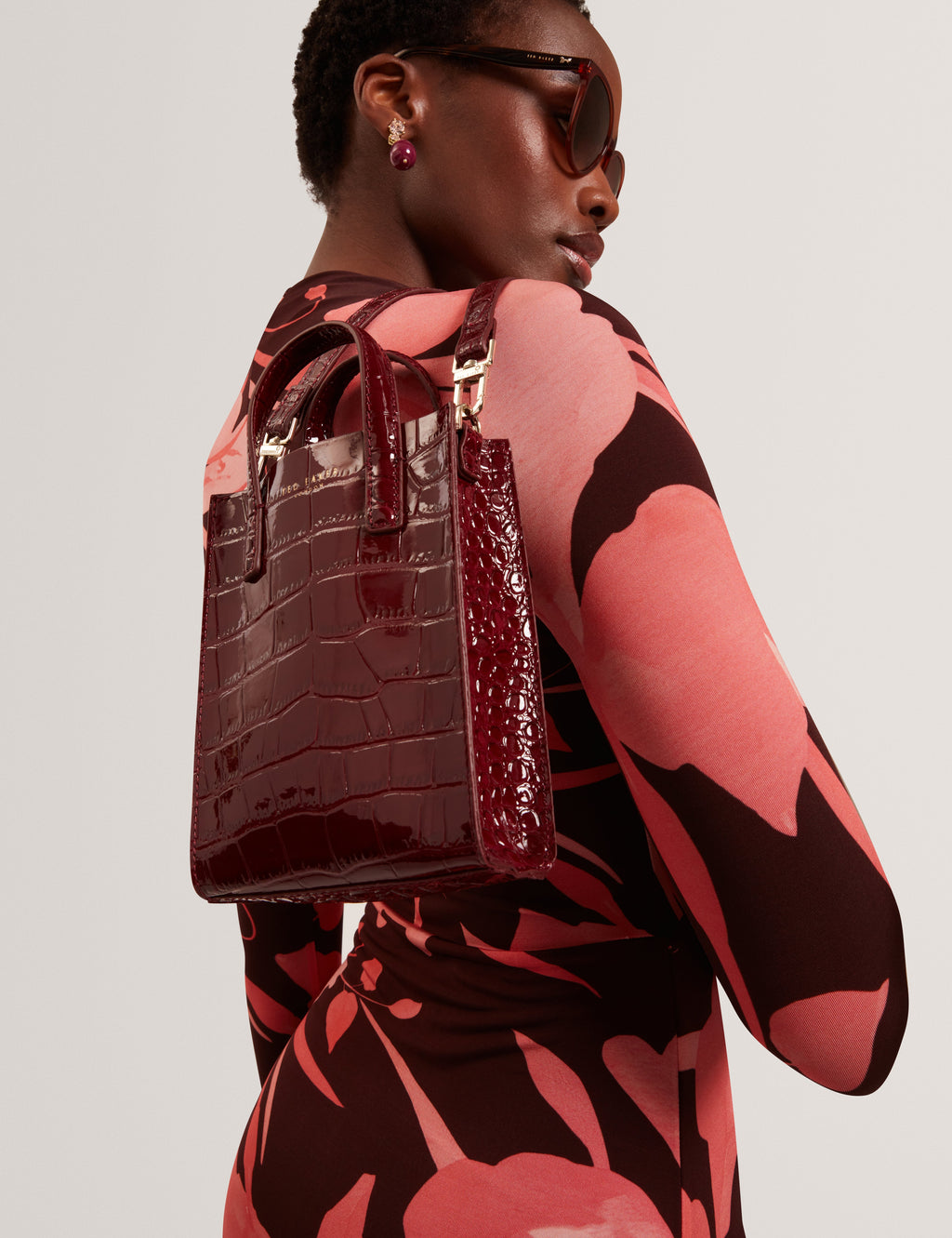 WENISSA: Croc Effect Mini Icon Bag