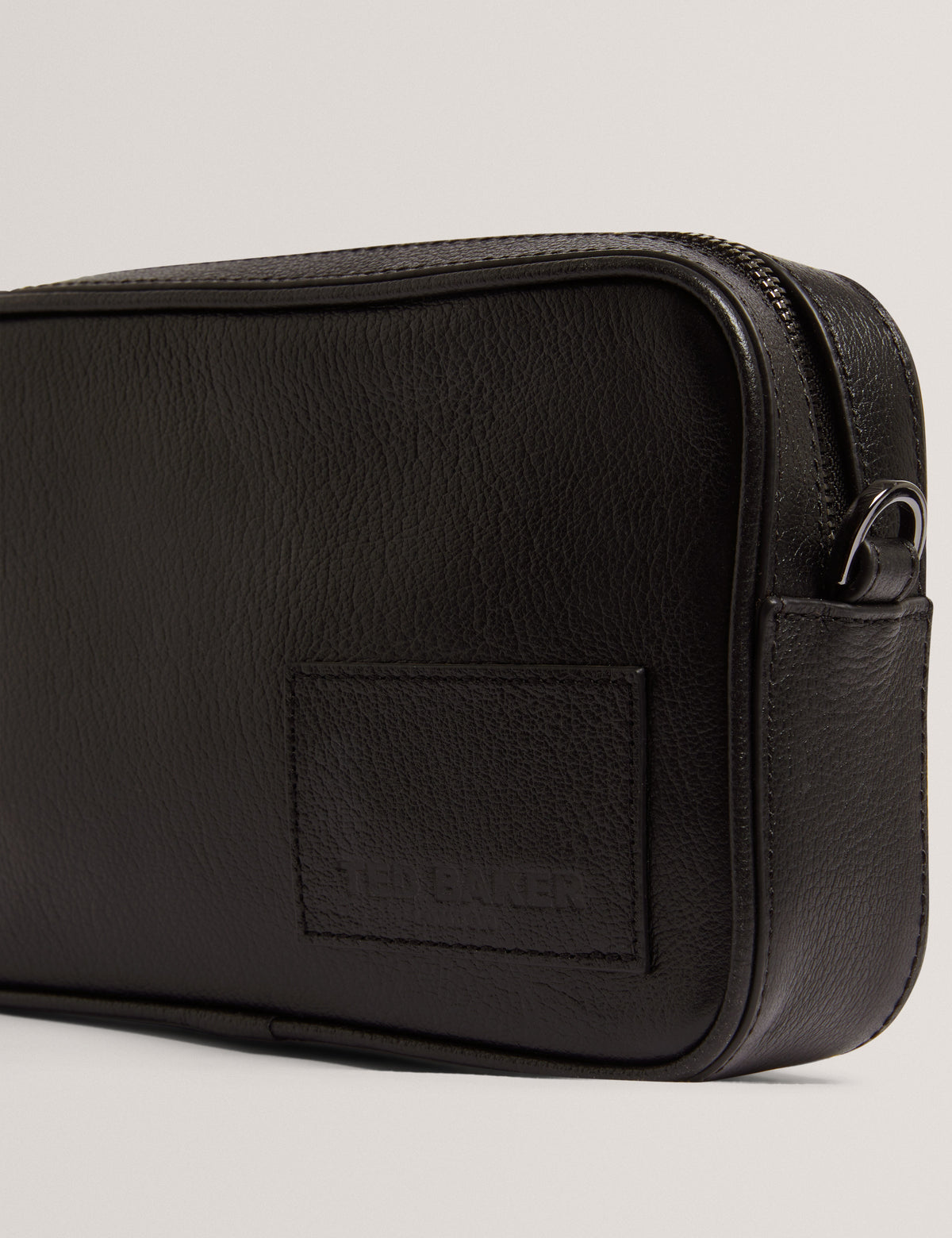 GRIFIN: Leather Crossbody Bag
