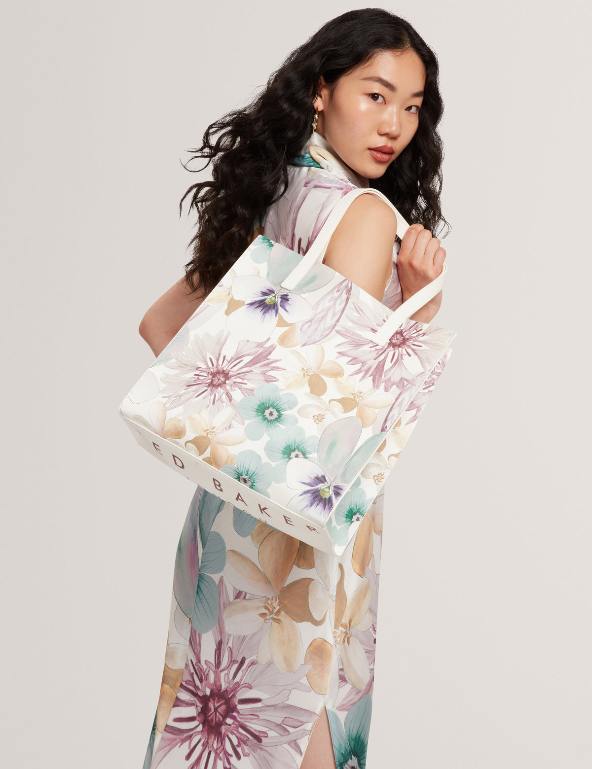 HALENA: Petal Print Large Icon Bag