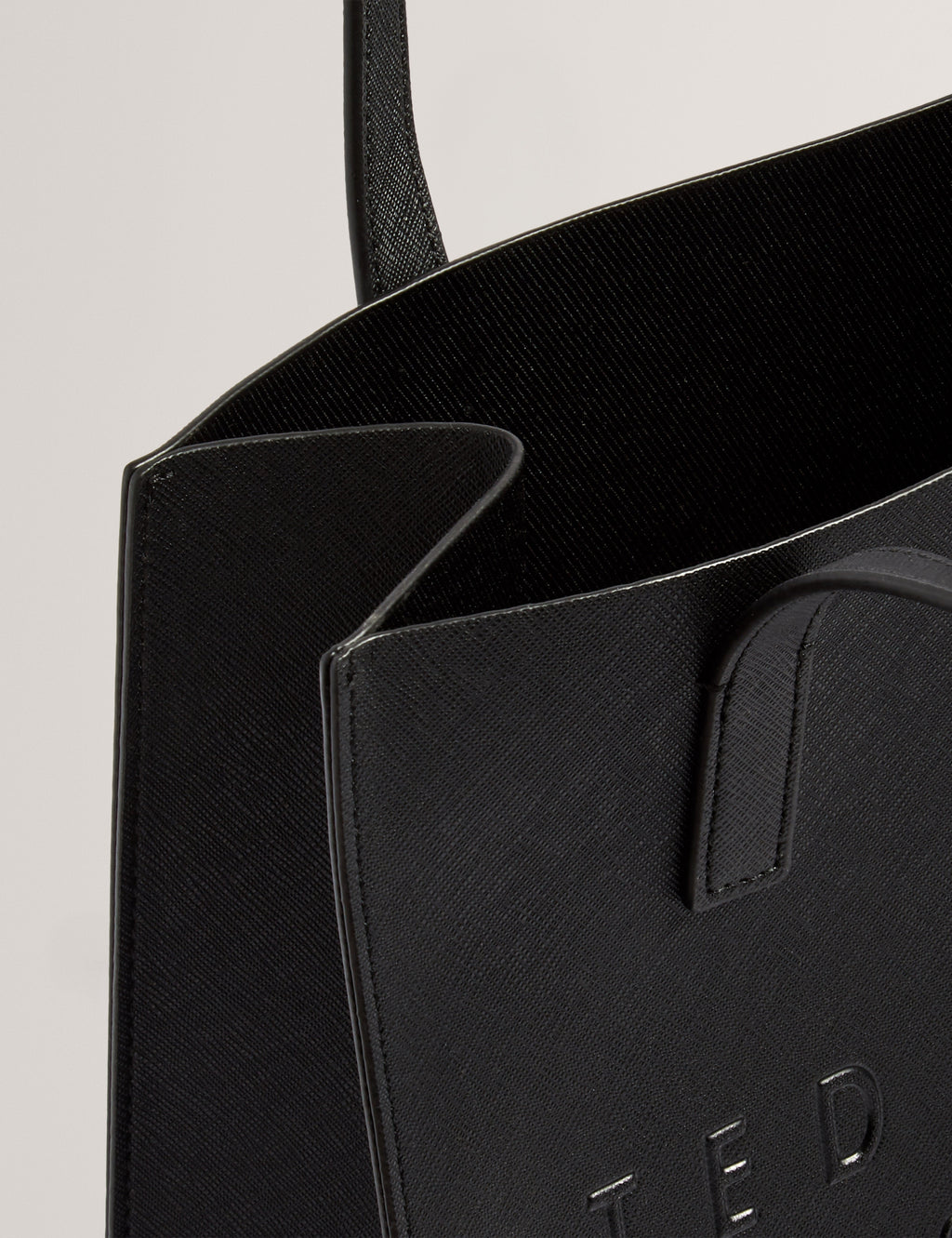 SEACON: Crosshatch Small Icon Bag
