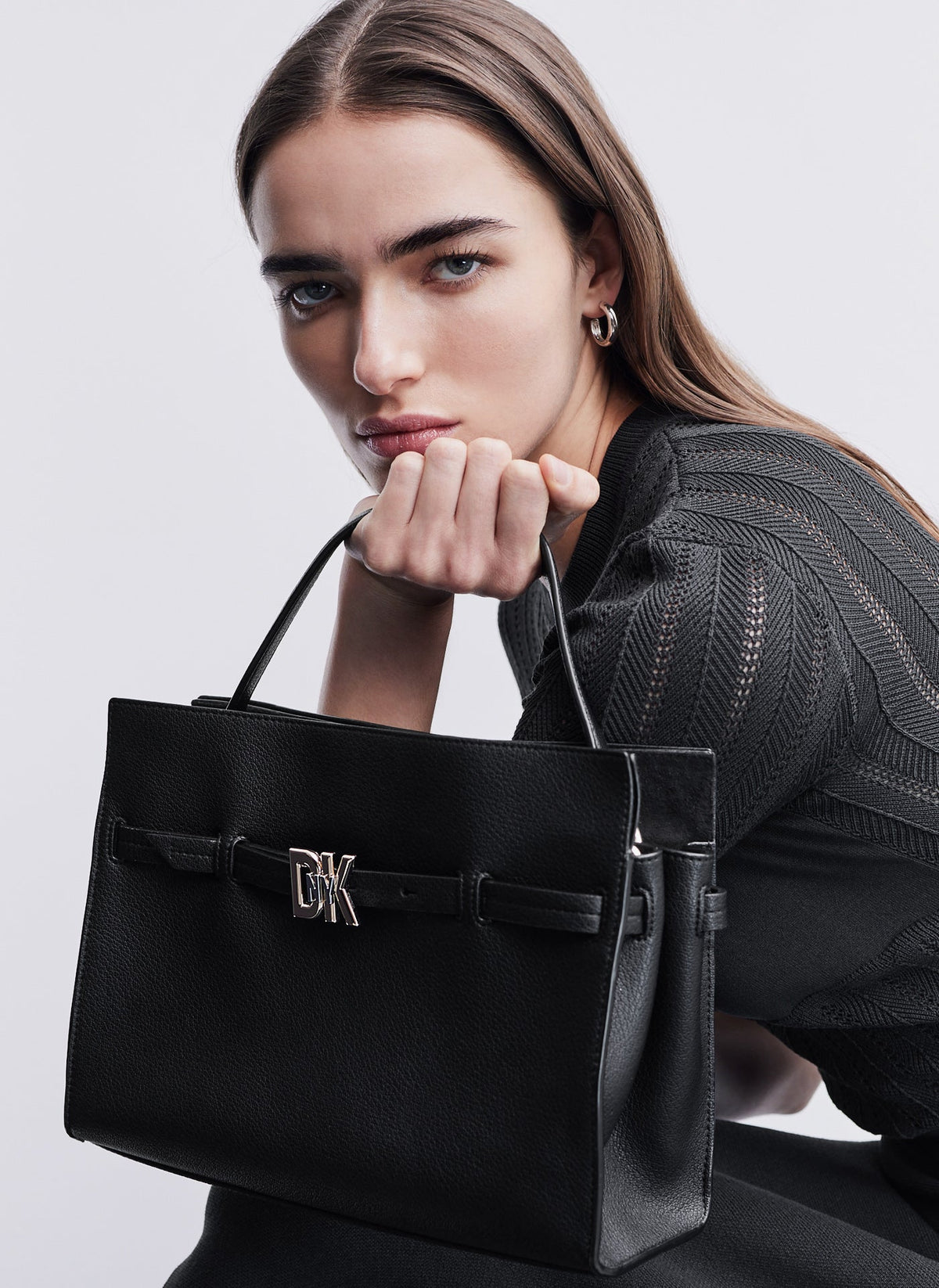 BUSHWICK SMALL SHOULDER BAG - By DKNY - Invoque