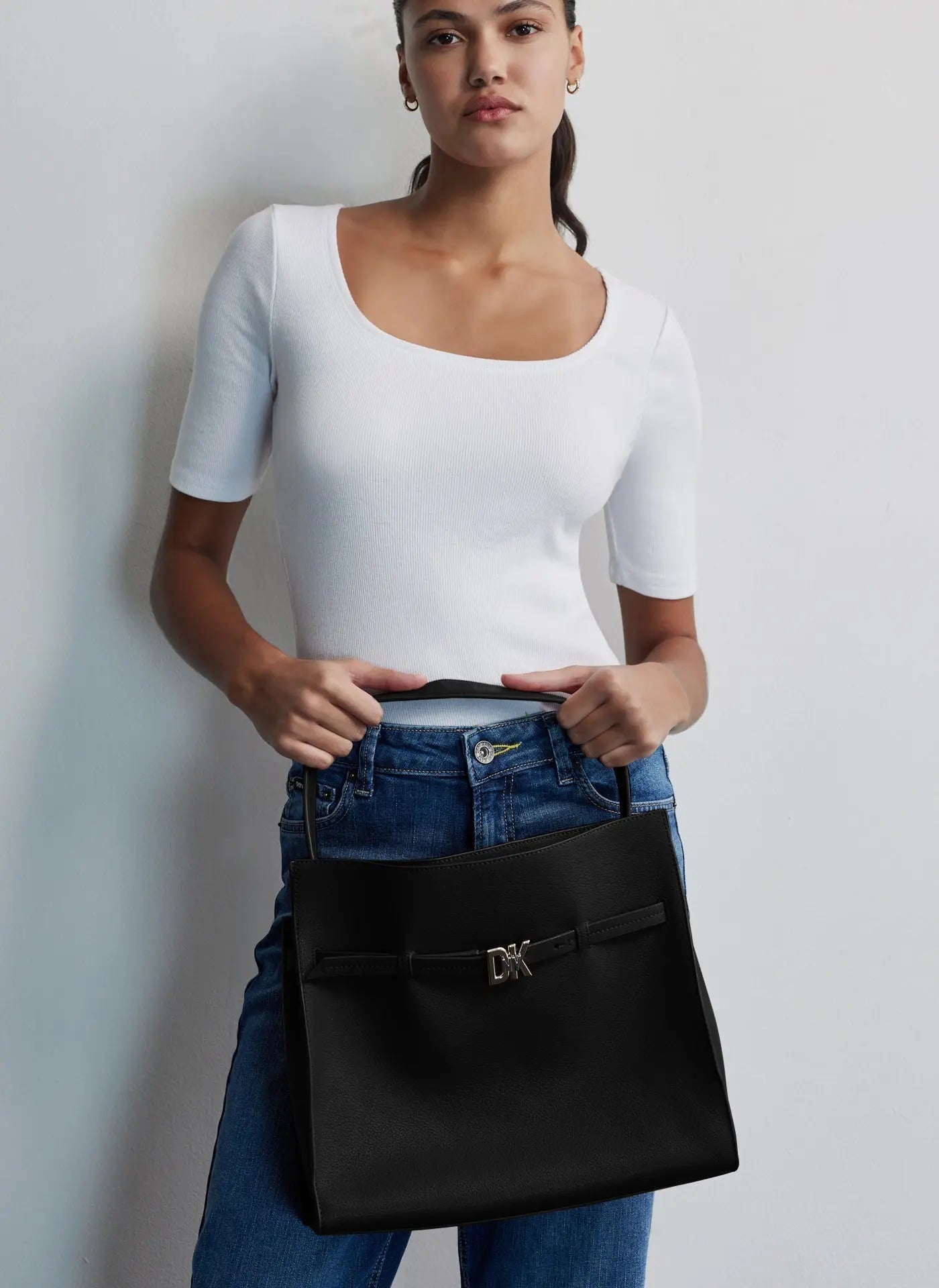 BUSHWICK MEDIUM SHOULDER BAG - Bellabags DKNY