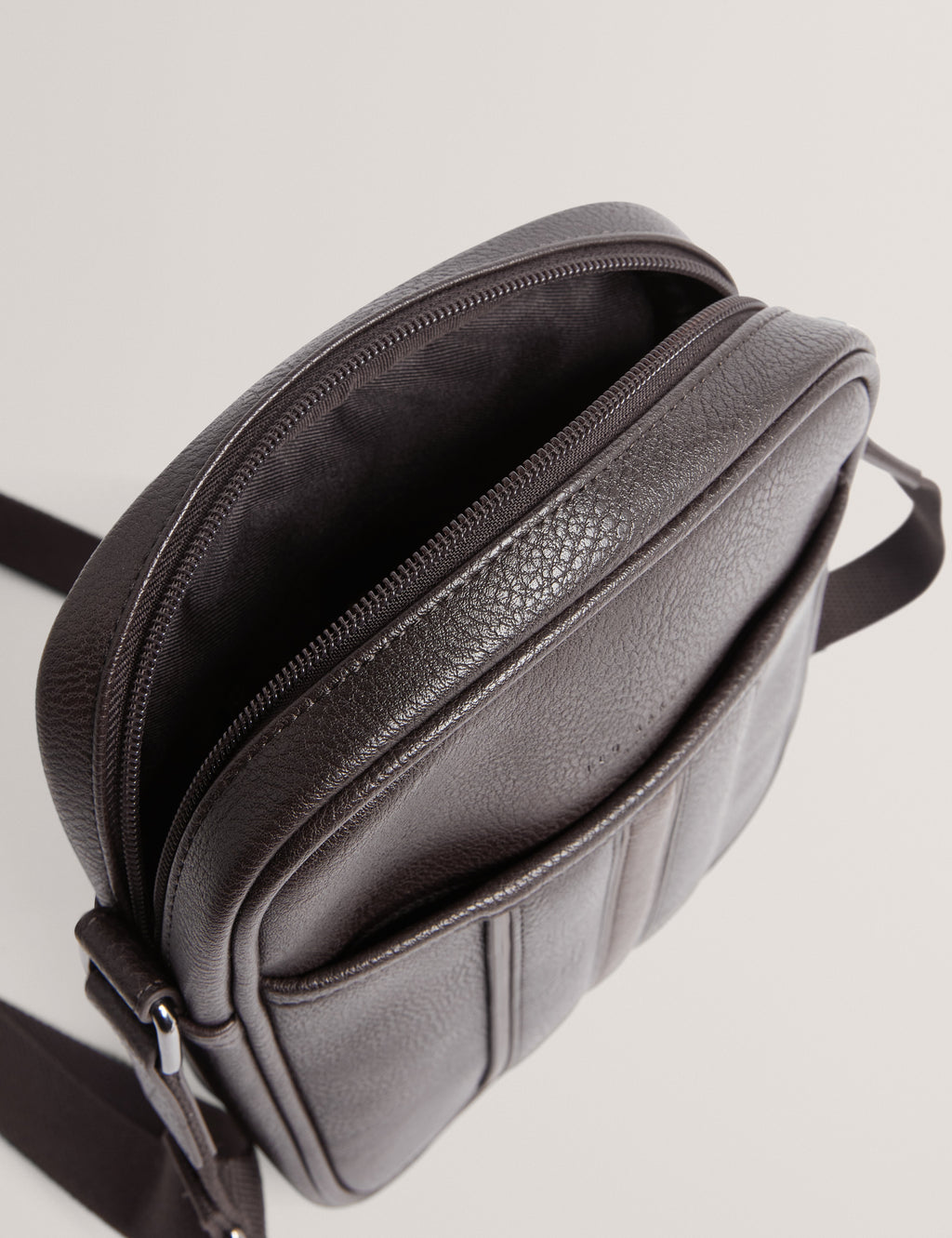 KEIIGAN: Stripe Pu Flight Bag