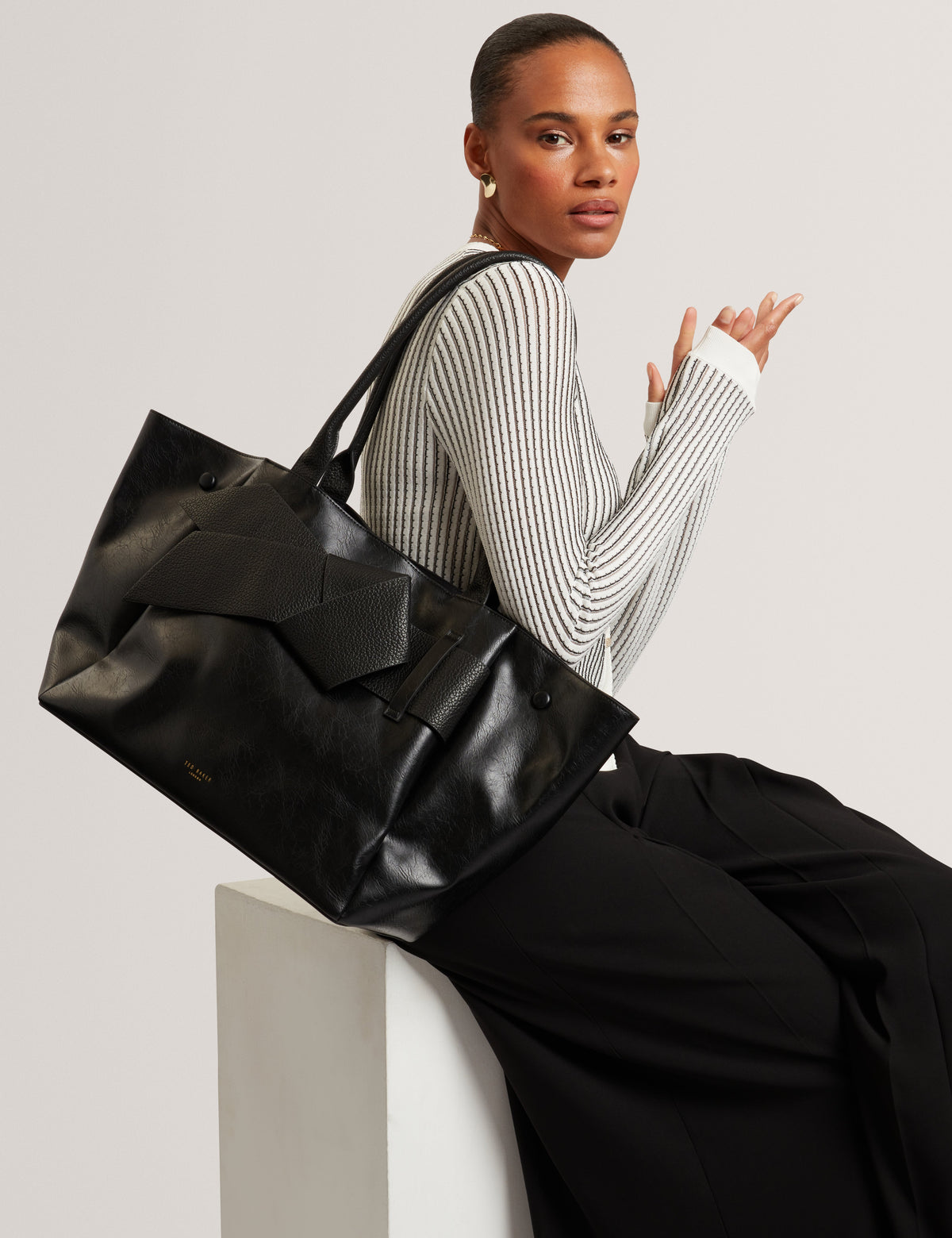 SOPHIAN: Knot Bow Extra Large Tote